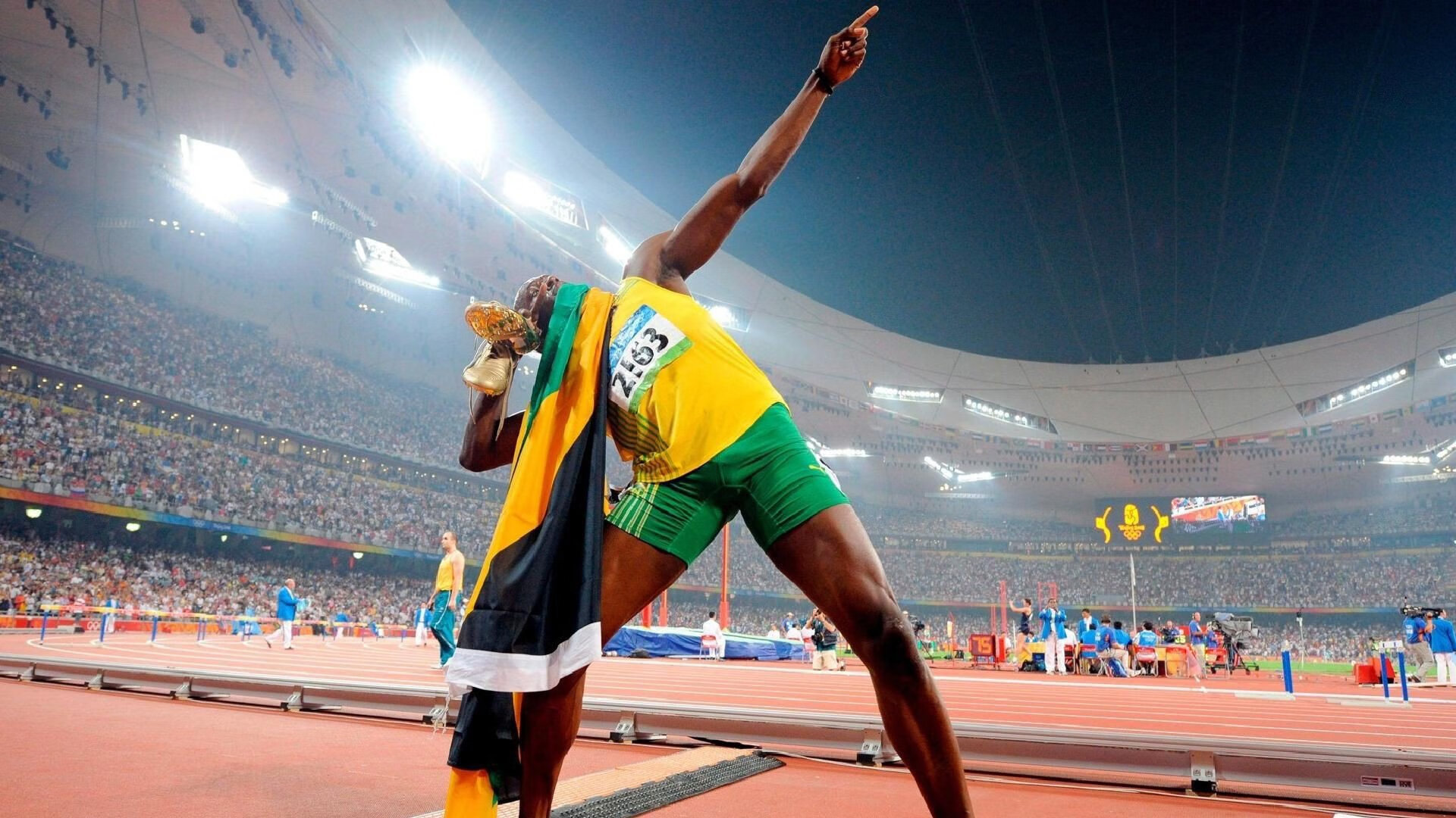 _运动员的私密时刻：休闲、娱乐、交流全揭露_，女运动员隐私镜头