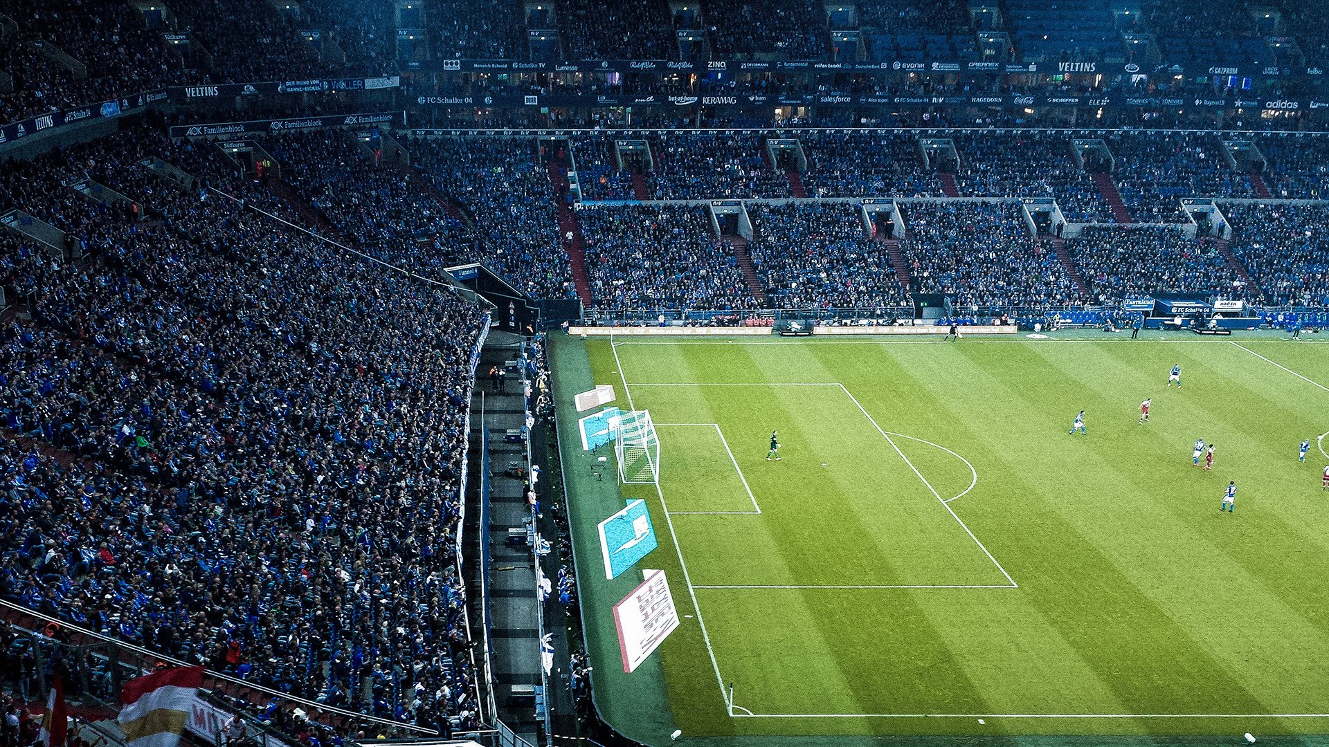 堡垒之夜创作者周边销售突破纪录，堡垒之夜制作公司